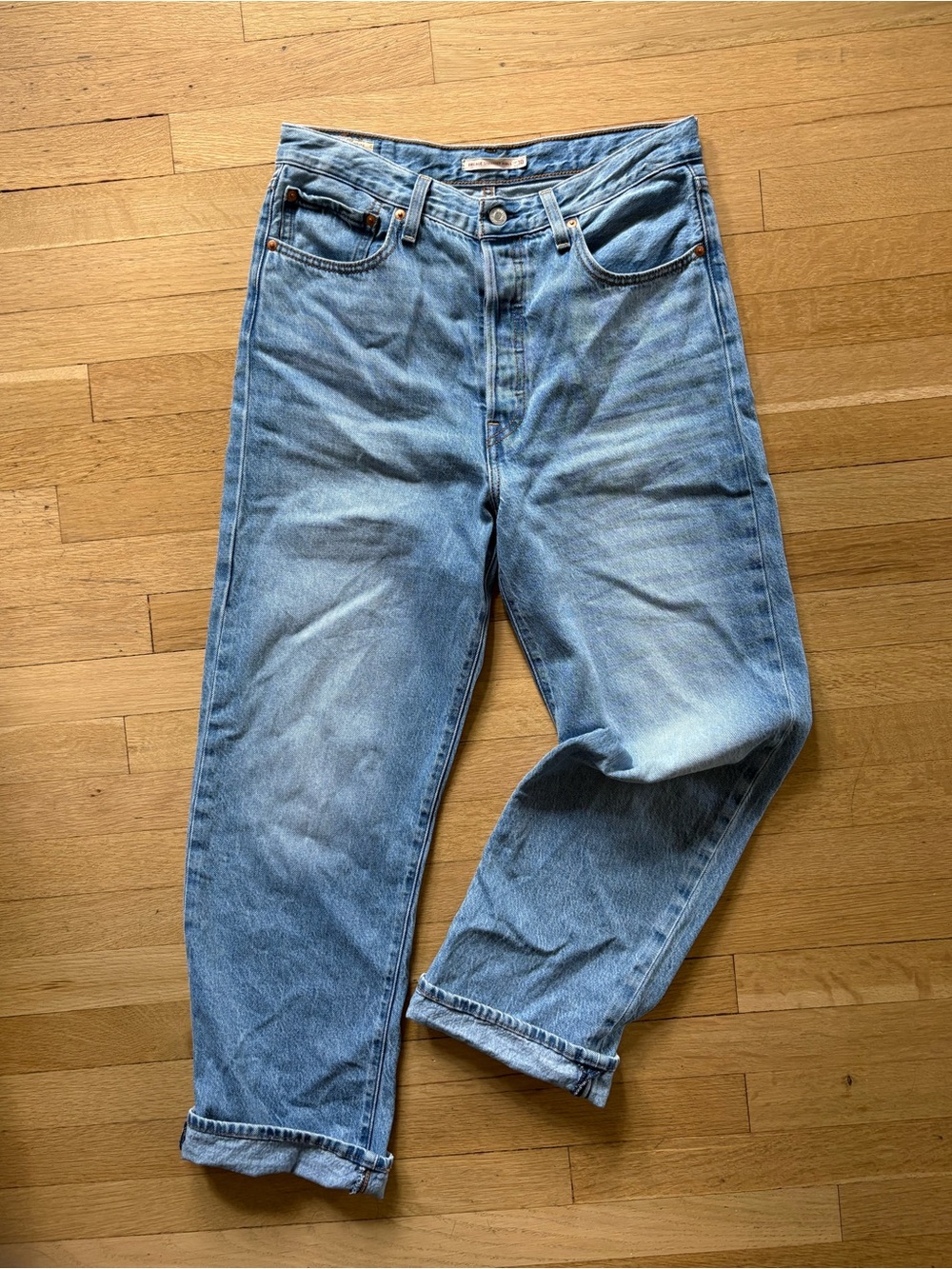 Levi Ribcage Straight Ankle Jeans